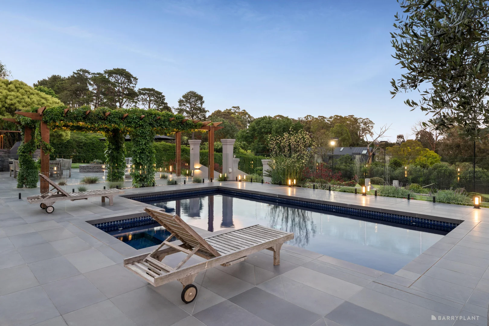 Additional image 20 of 10 Oxford Close, Templestowe VIC 3106