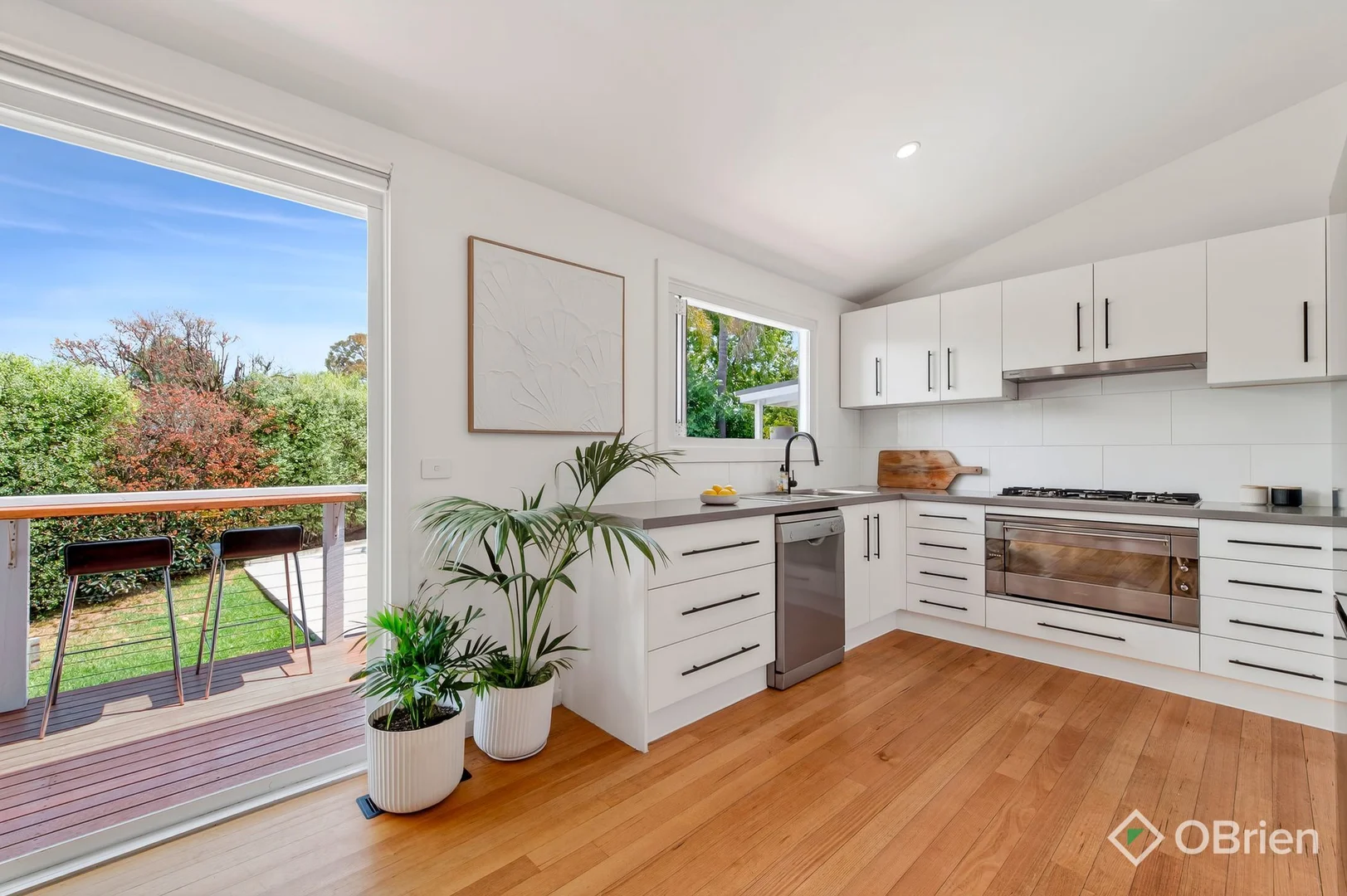 Additional image 5 of 4 Lyn Court, Somerville VIC 3912