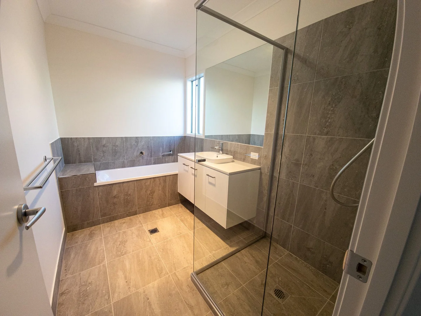 Additional image 3 of 26 Orallo Street, Lota QLD 4179