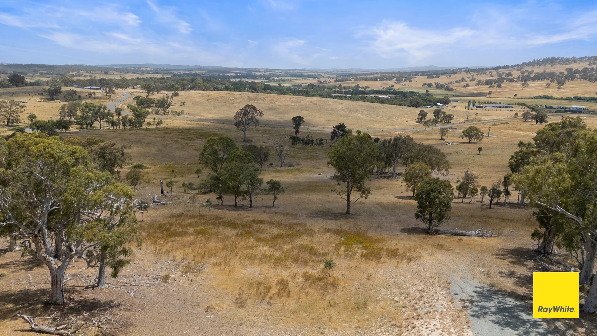 Additional image 12 of 132 Woodbury Drive, Sutton NSW 2620