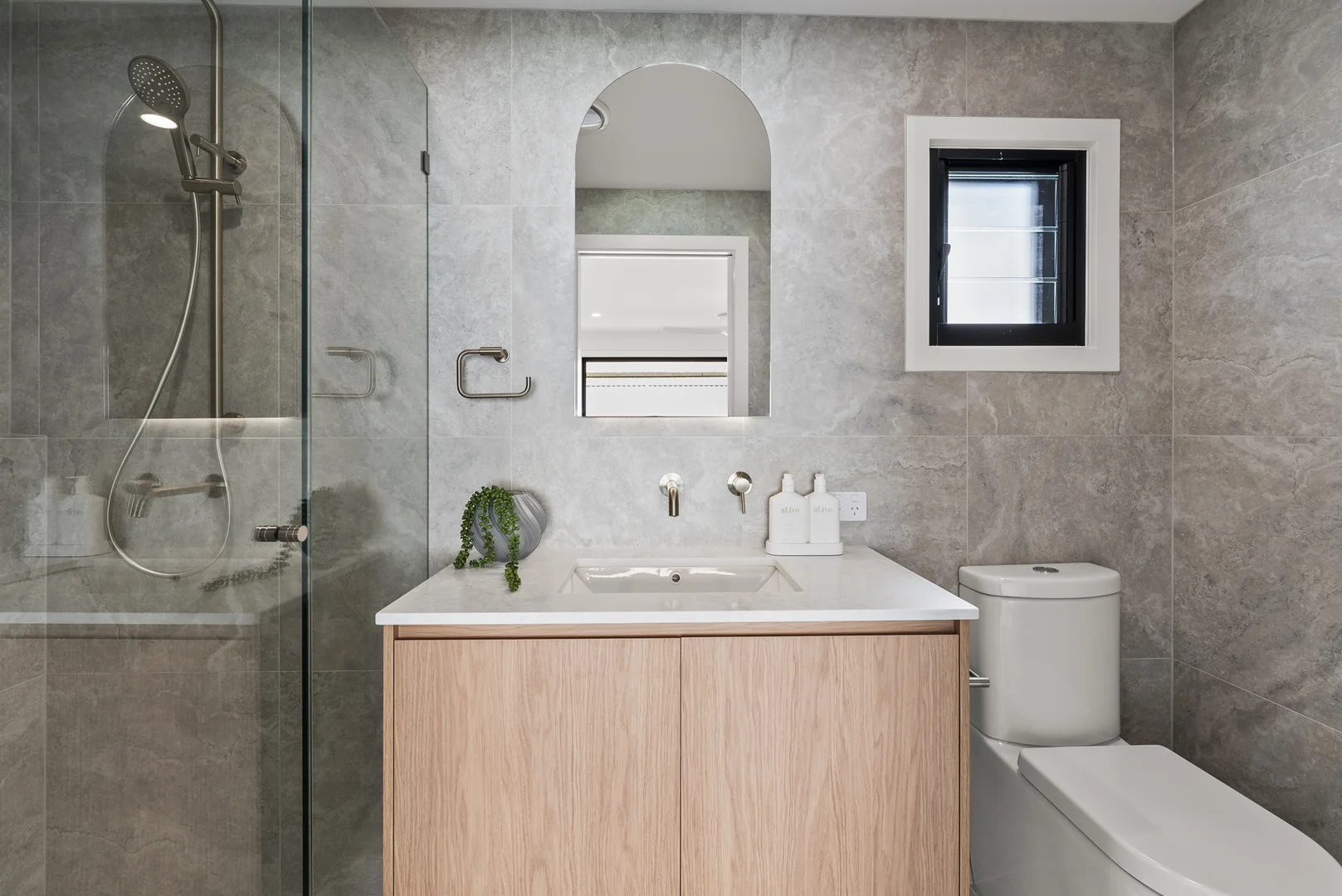 Additional image 22 of 5 Arthur Street, Biggera Waters QLD 4216