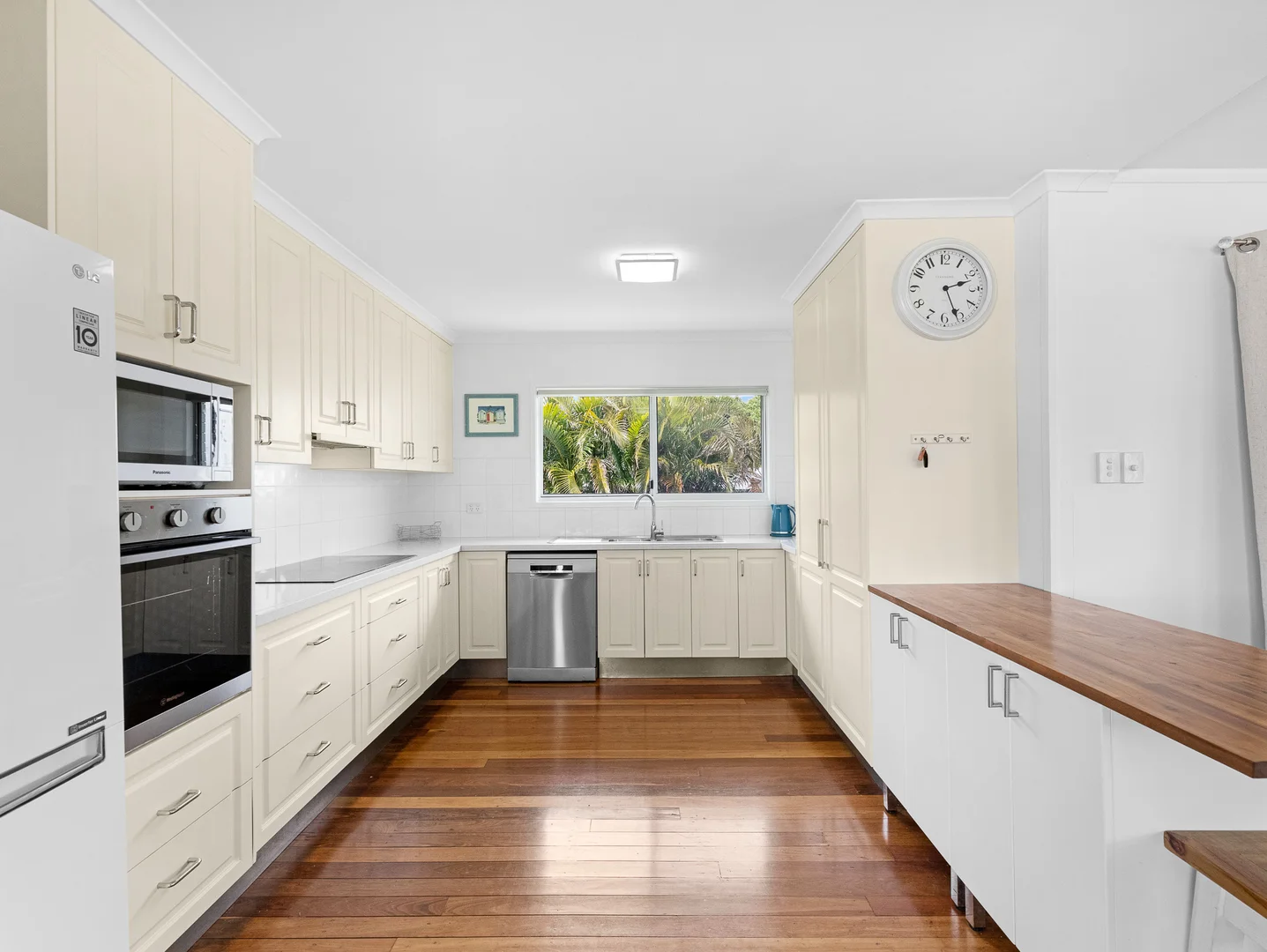 Additional image 7 of 30 Pulgul Street, Urangan QLD 4655