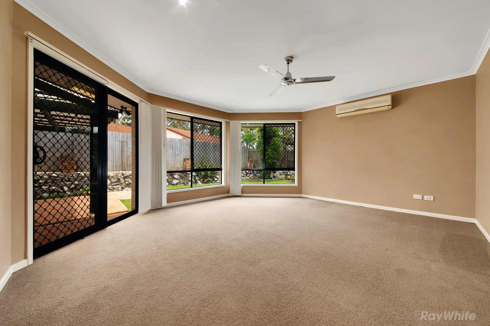 Additional image 6 of 4a Carinya Drive, Clinton QLD 4680