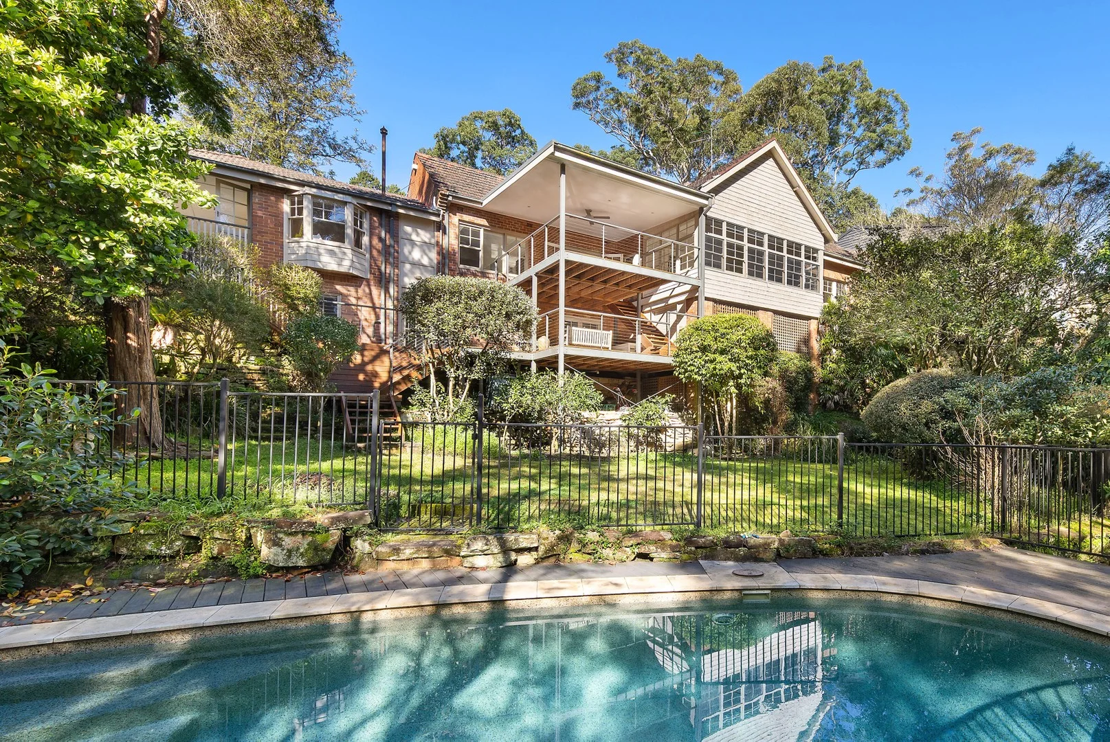 6 Minns Road, Gordon NSW 2072