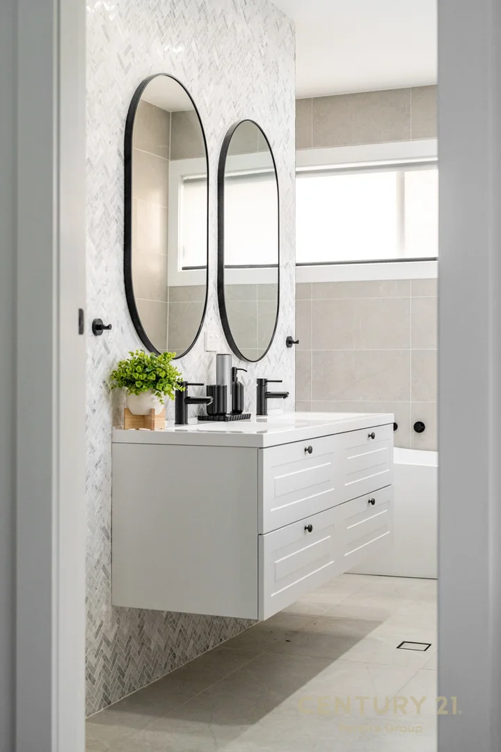 Additional image 7 of 6 Meares Crescent, Catherine Field NSW 2557