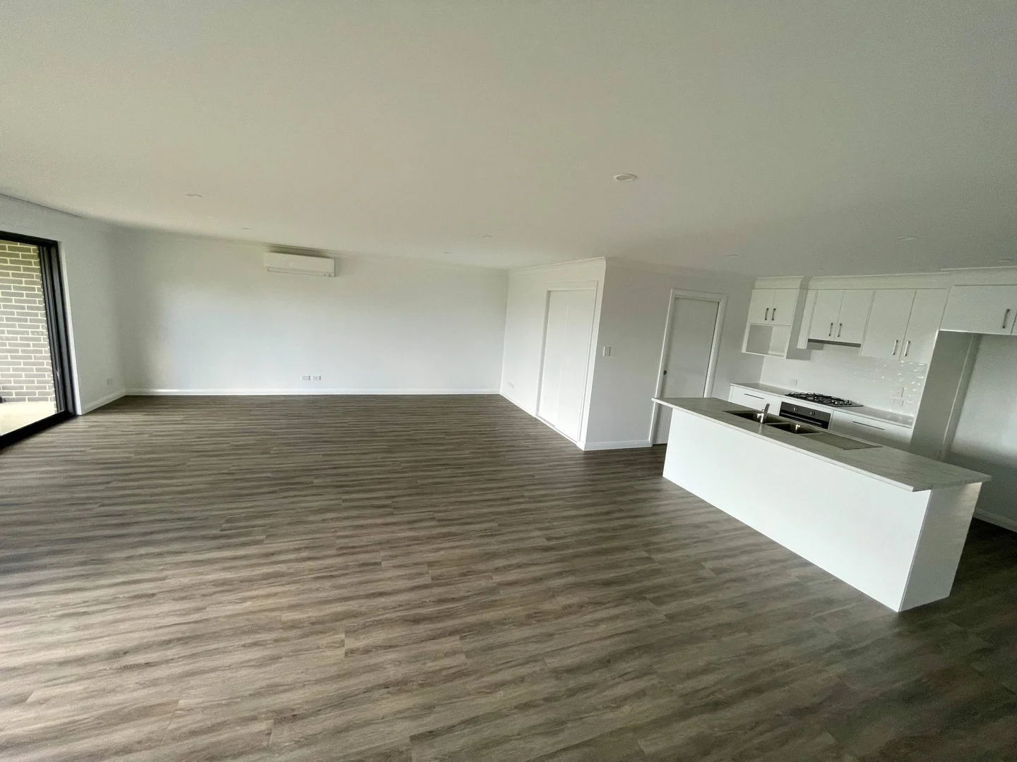 Additional image 8 of 102 Moore Street, Inverell NSW 2360