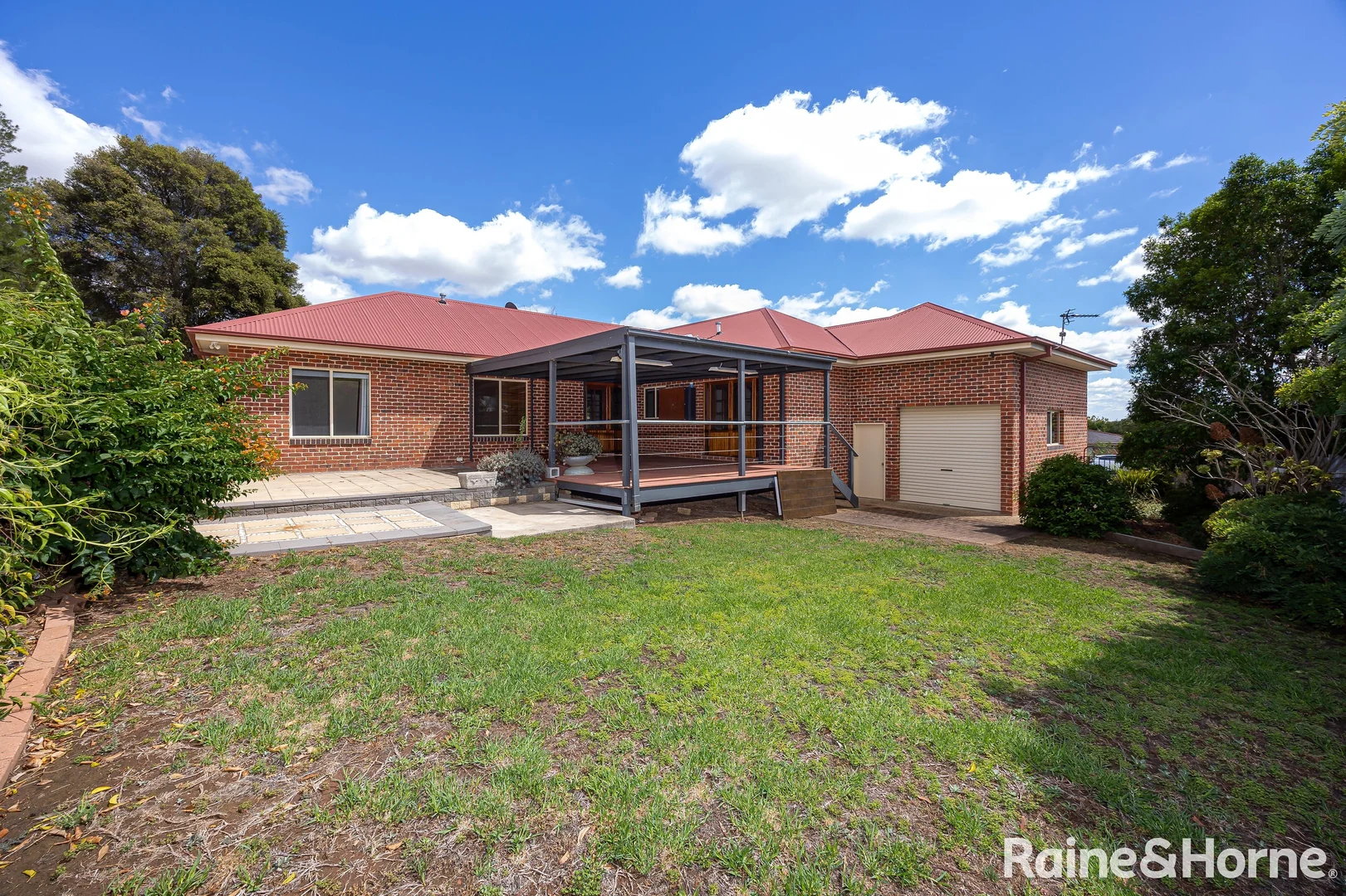 Additional image 14 of 6 Minya Place, Glenfield Park NSW 2650