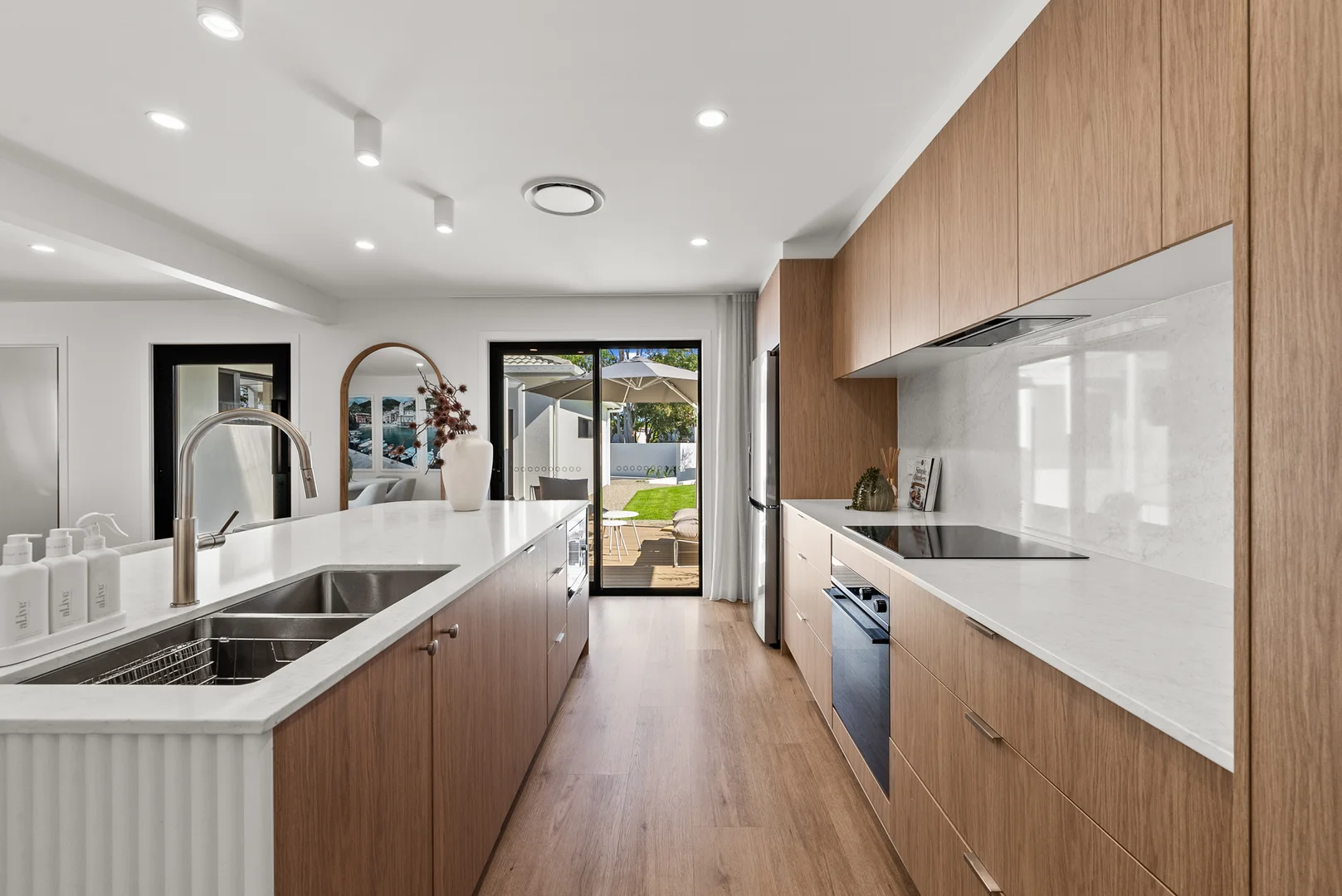 Additional image 6 of 5 Arthur Street, Biggera Waters QLD 4216