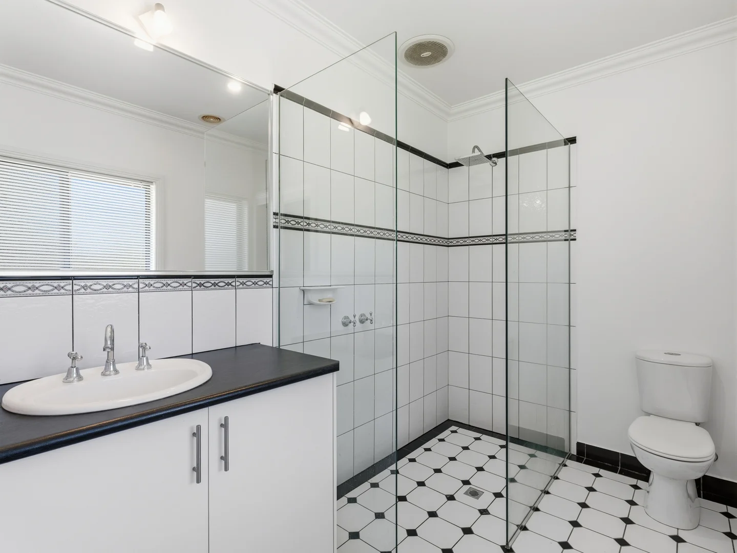 Additional image 8 of 3 Tathra Place, Wangaratta VIC 3677