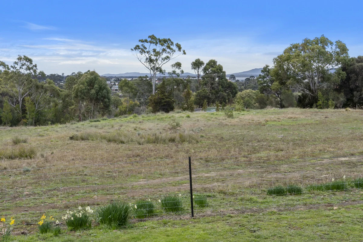 Additional image 16 of 4 Burgess Street, Swansea TAS 7190