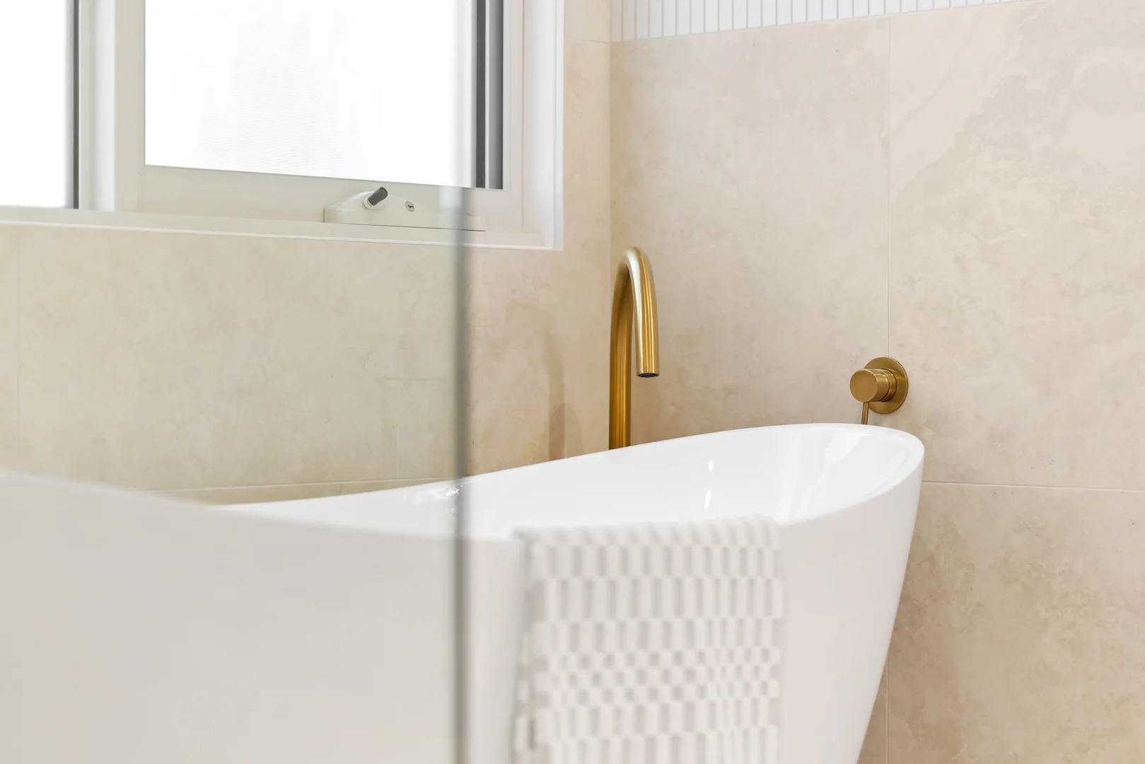 Additional image 6 of 1/103 Mountain View Road, Montmorency VIC 3094