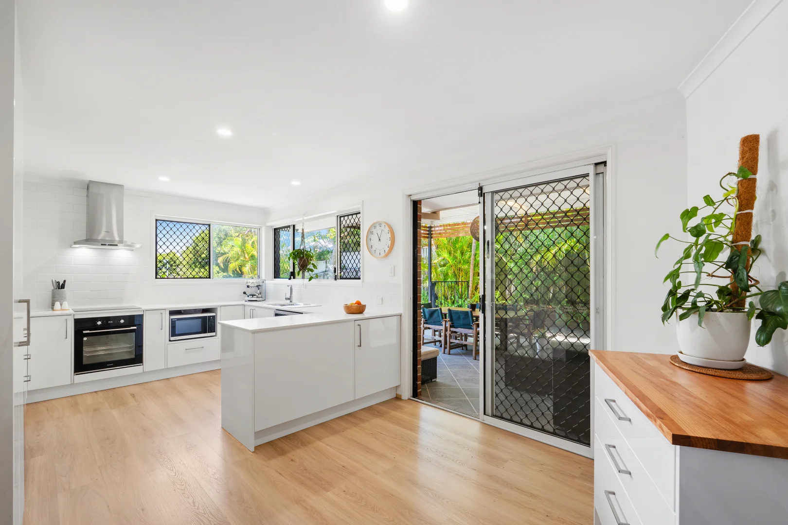 Additional image 5 of 38 Beaconsfield Drive, Burleigh Waters QLD 4220