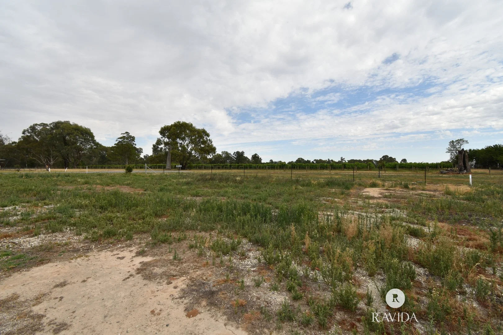 44 Shadforth Street, Oxley VIC 3678