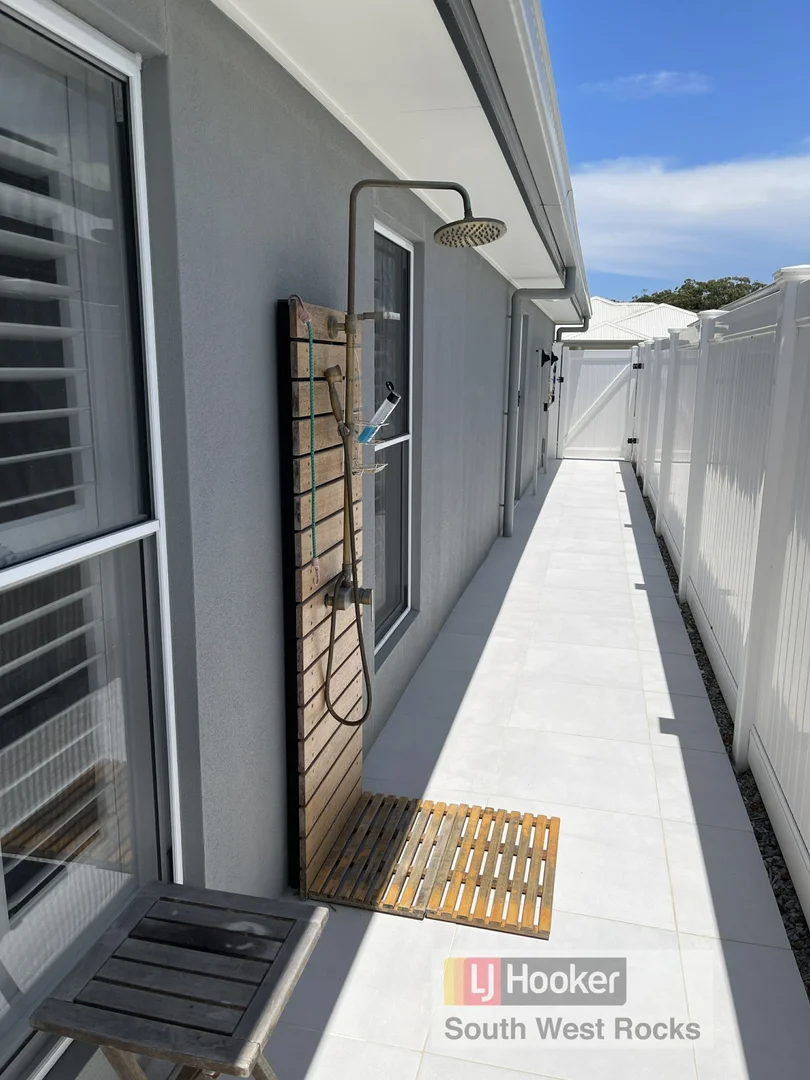 Additional image 12 of 14 Oakmont Drive, South West Rocks NSW 2431