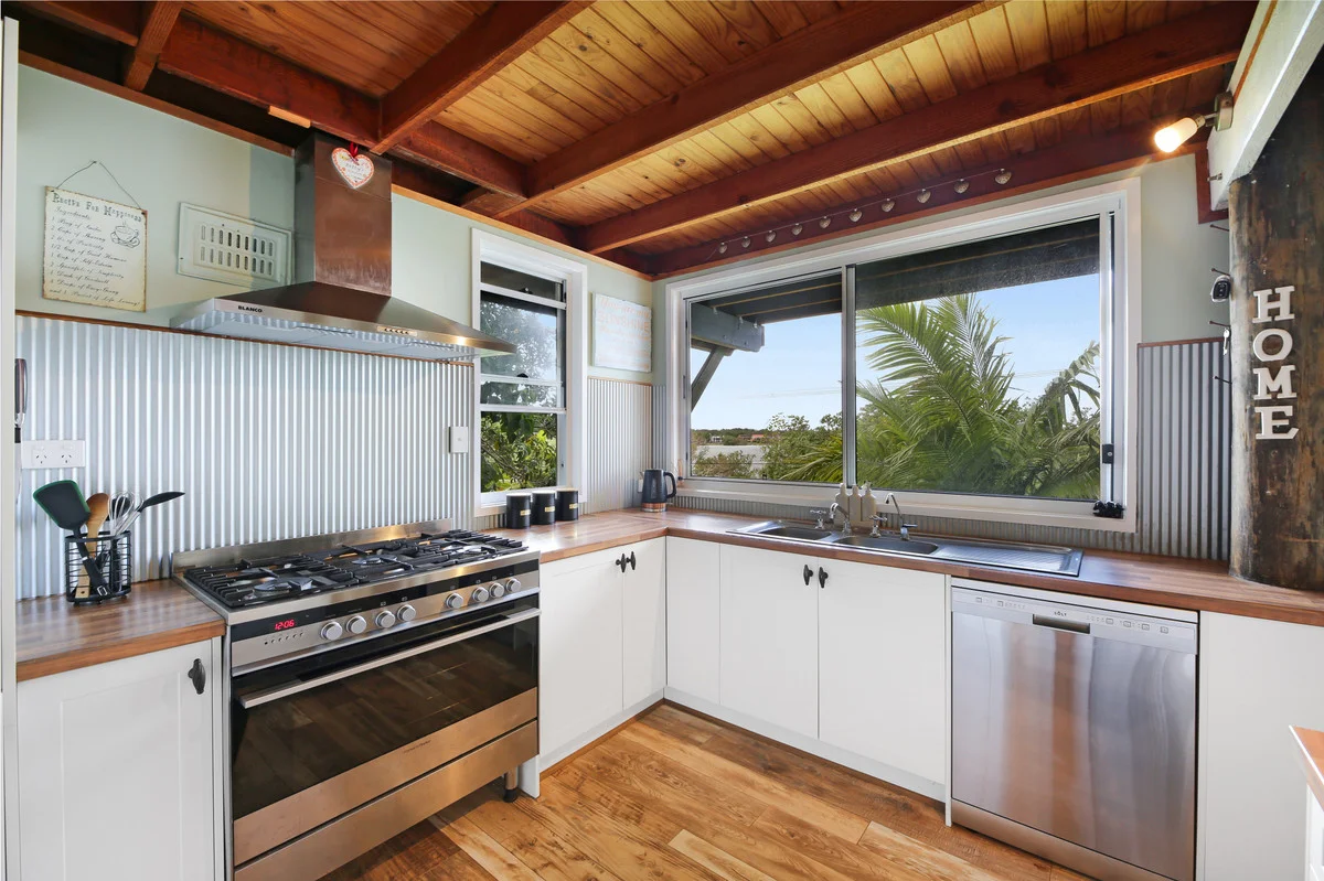 Additional image 10 of 29 Bimbadeen Avenue, Banora Point NSW 2486