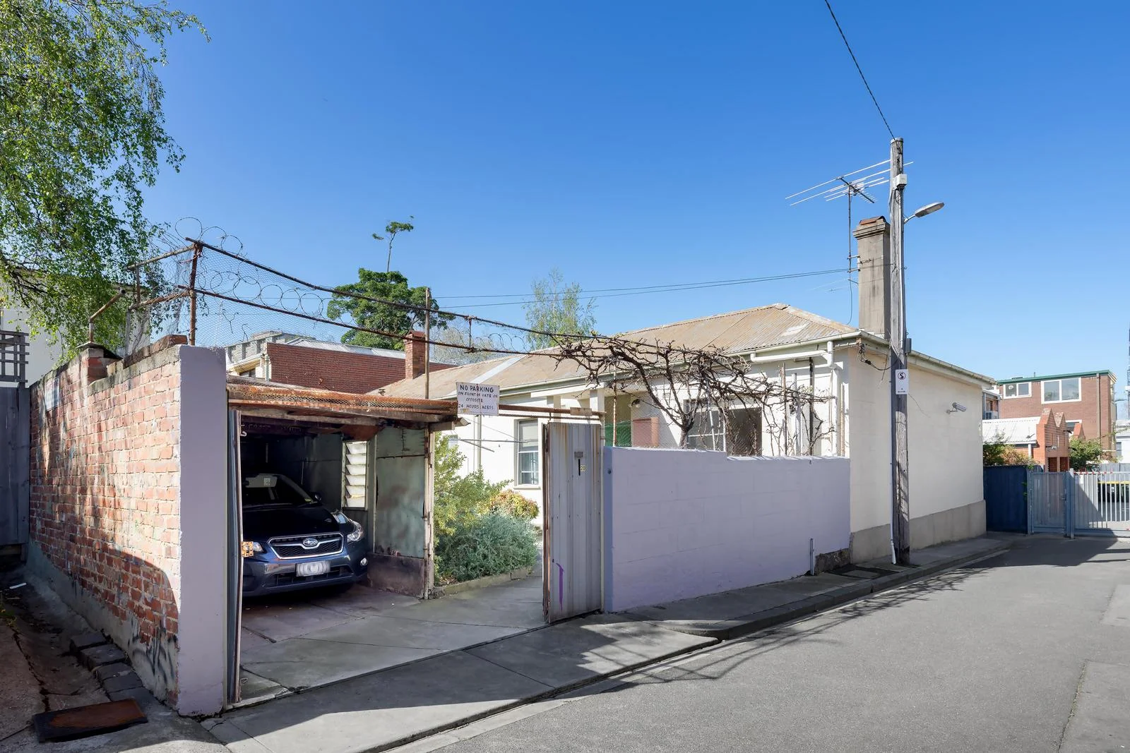 18-24 Astor Place, Carlton VIC 3053