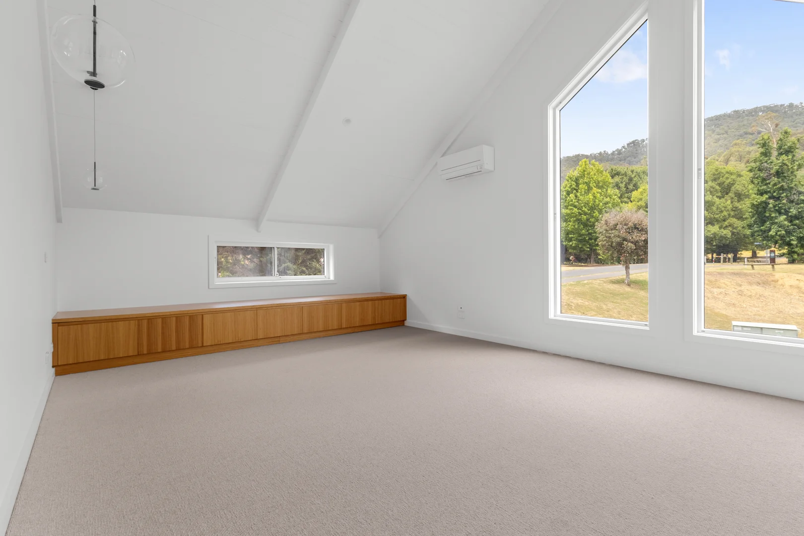 Additional image 14 of 2 Manning Place, Bright VIC 3741