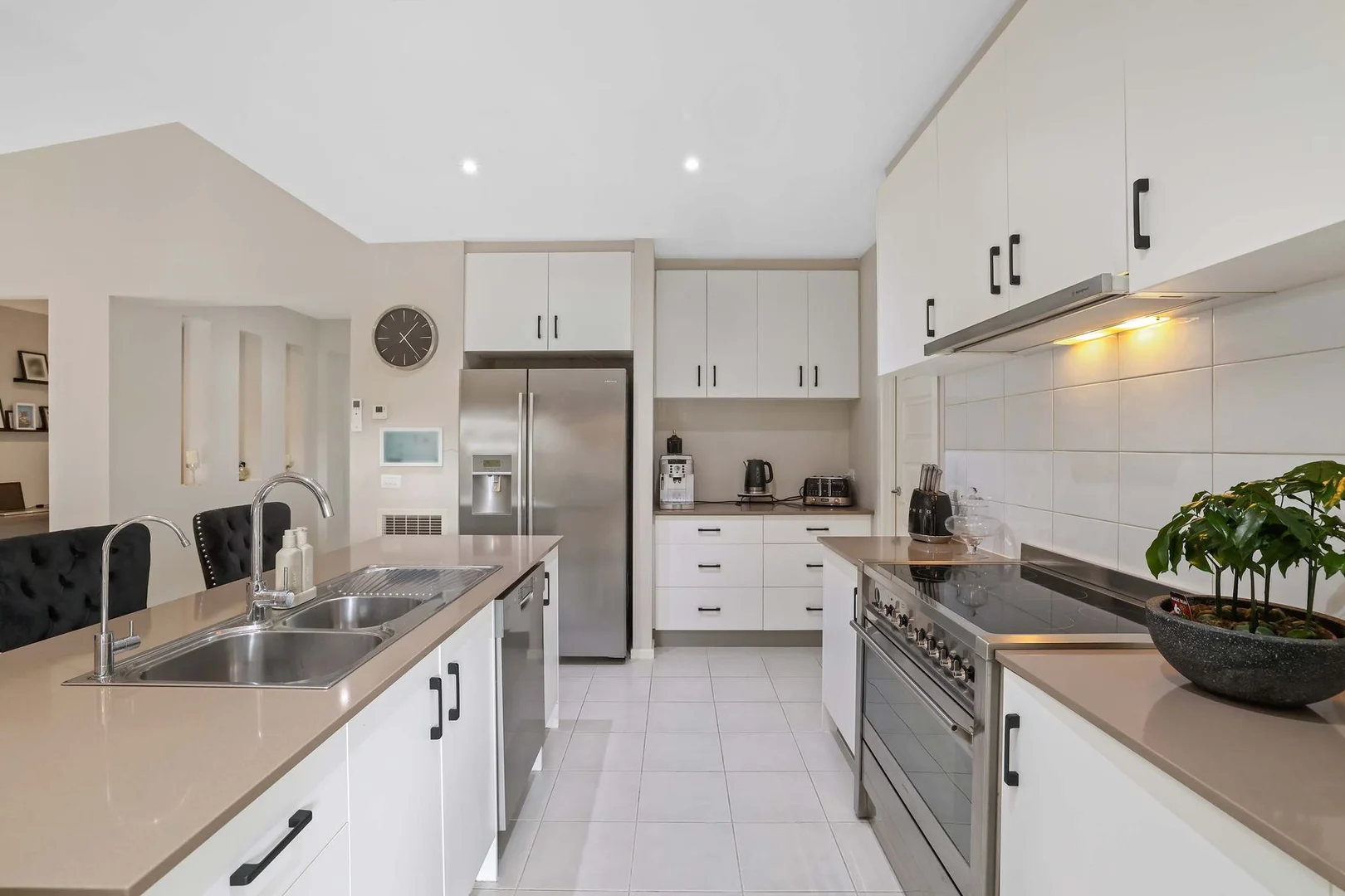 Additional image 6 of 172 Twin Ranges Drive, Warragul VIC 3820