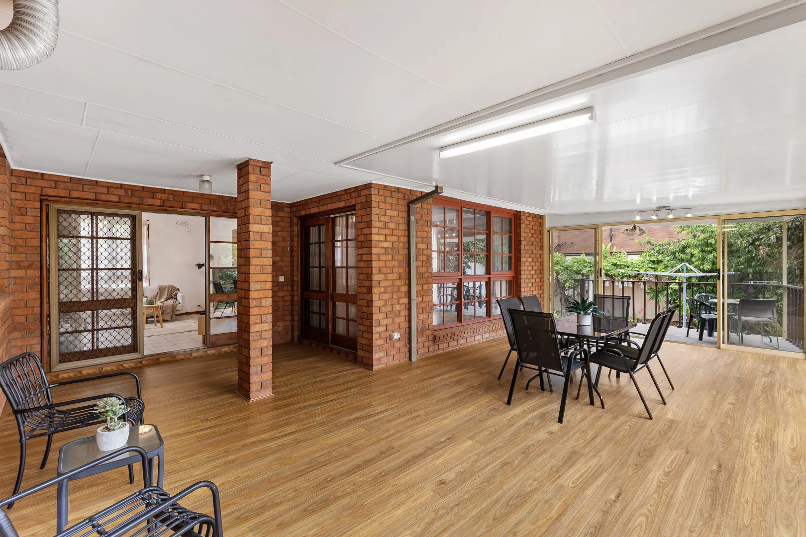 Additional image 9 of 162 Templewood Crescent, Avondale Heights VIC 3034