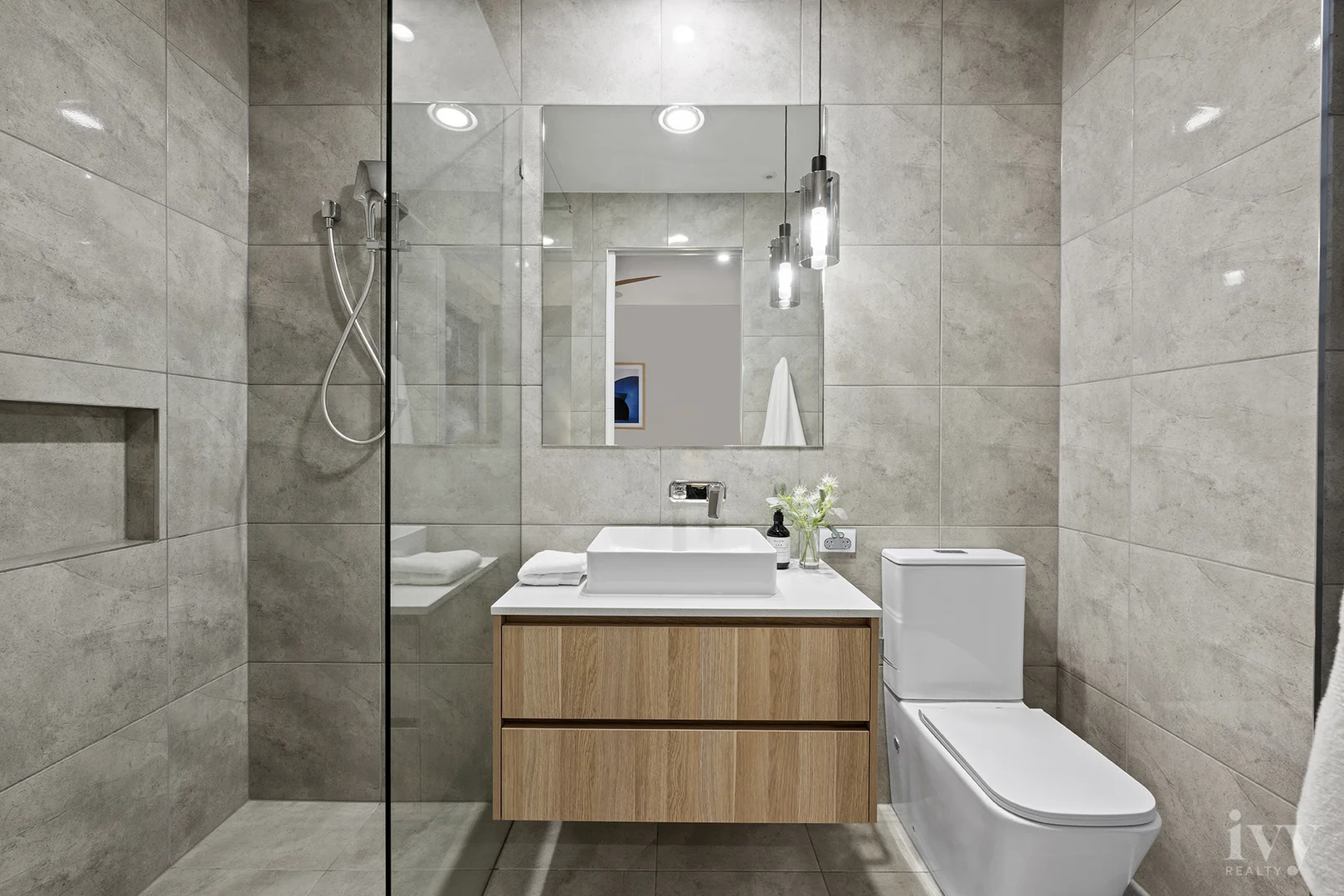 Additional image 21 of 2515 Cressbrook Drive, Hope Island QLD 4212