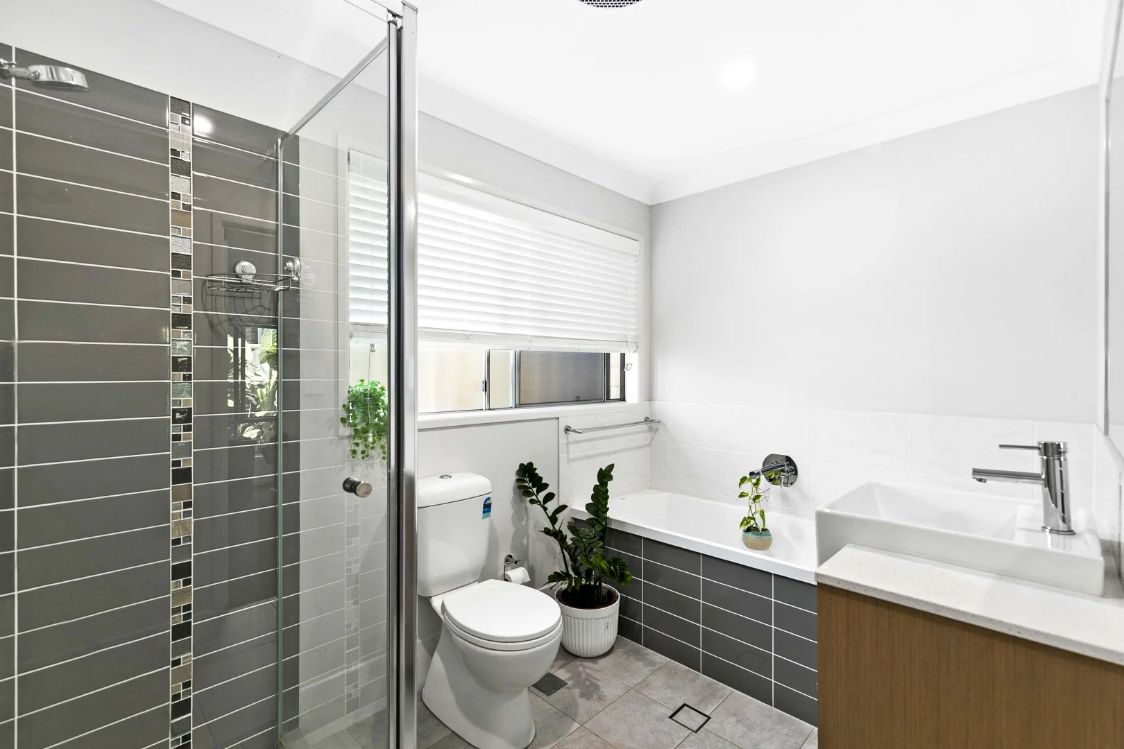 Additional image 12 of 57 Frederick Circuit, Eli Waters QLD 4655