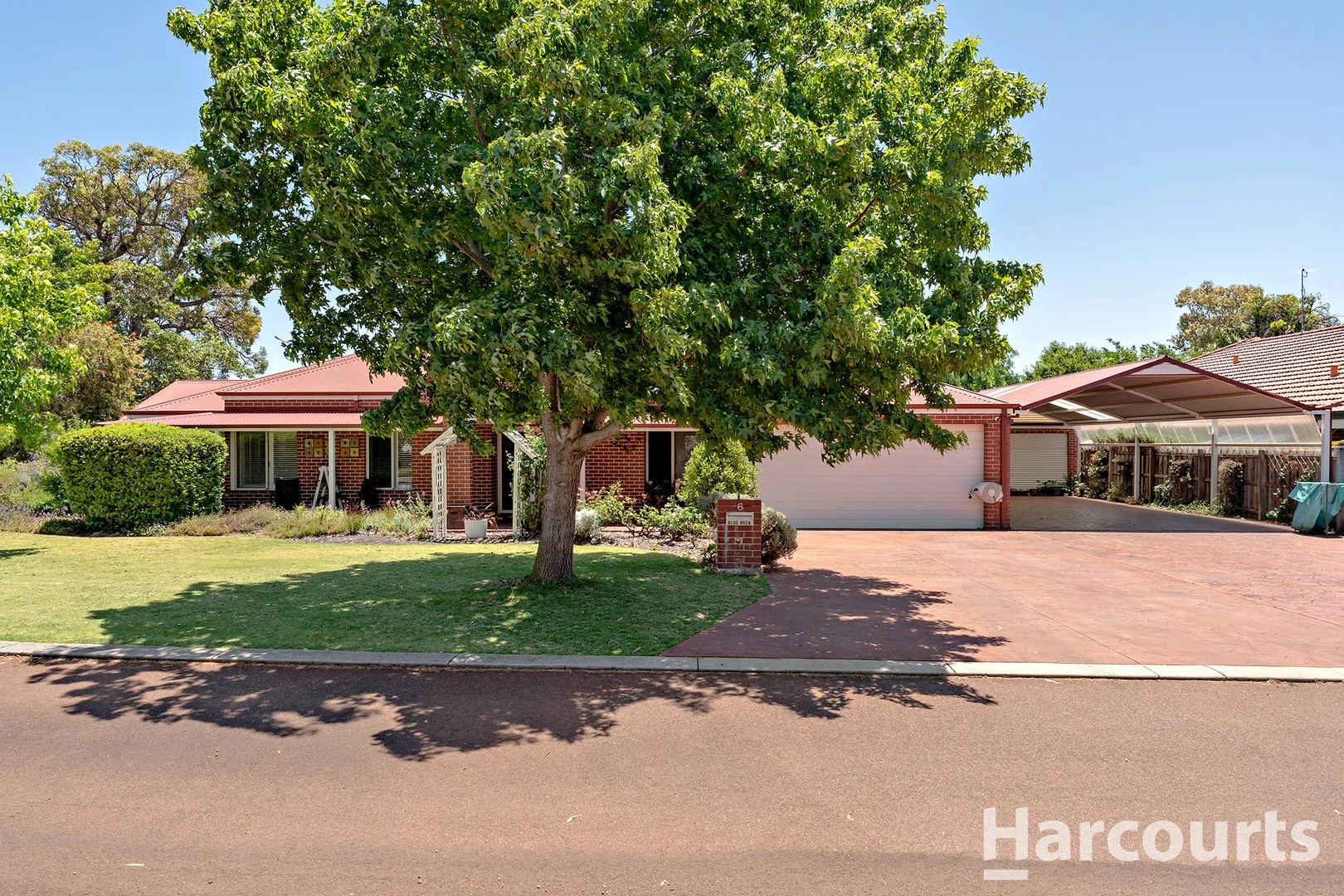 6 Blue Wren Gardens, Coodanup WA 6210