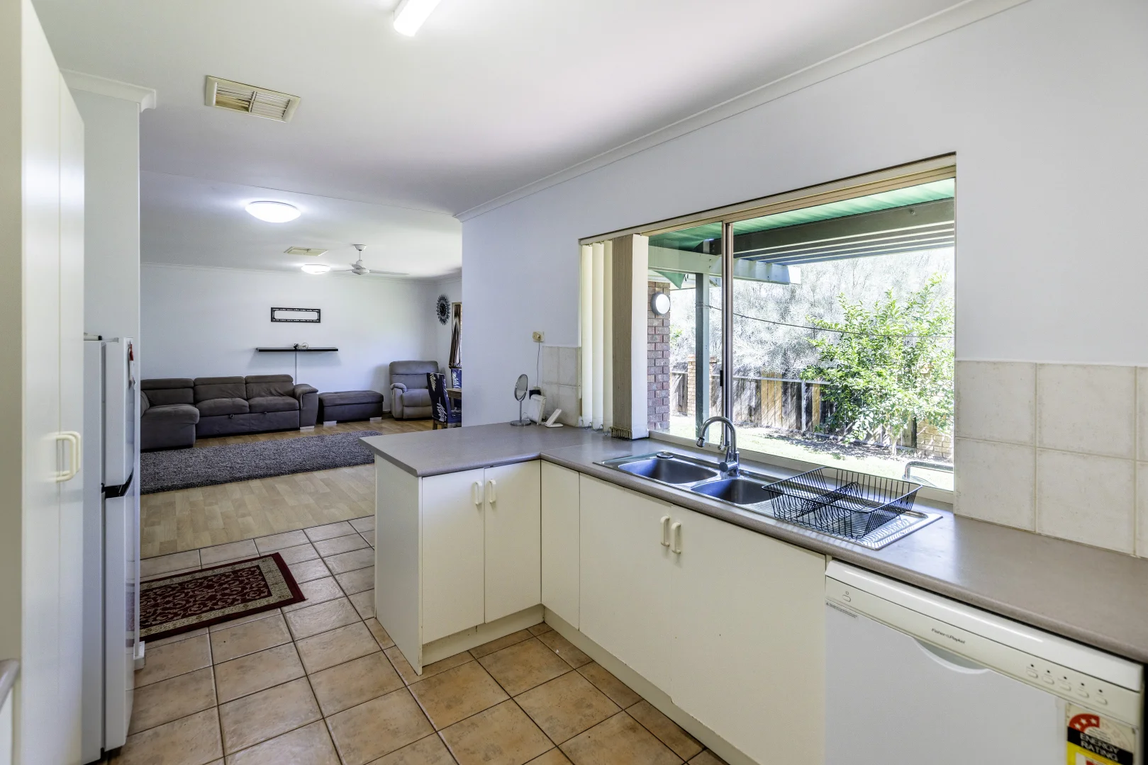 Additional image 6 of 3/2 Caterpillar Court, Desert Springs NT 0870