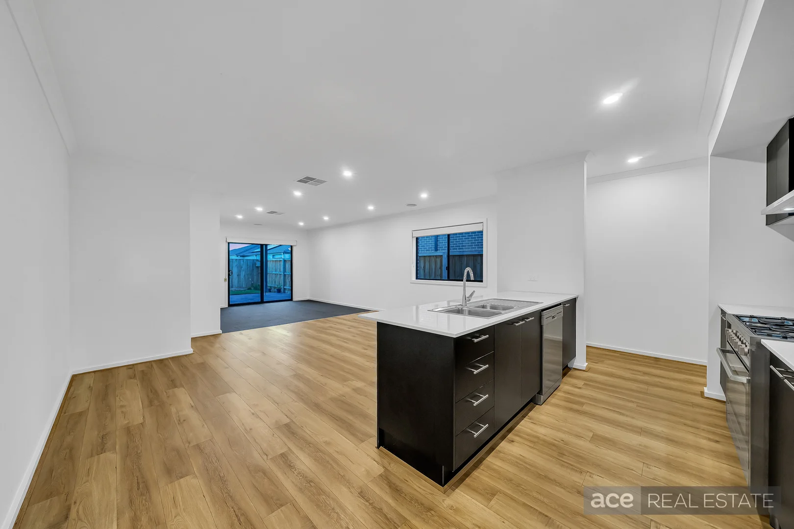 Additional image 10 of 14 Fruit Street, Tarneit VIC 3029