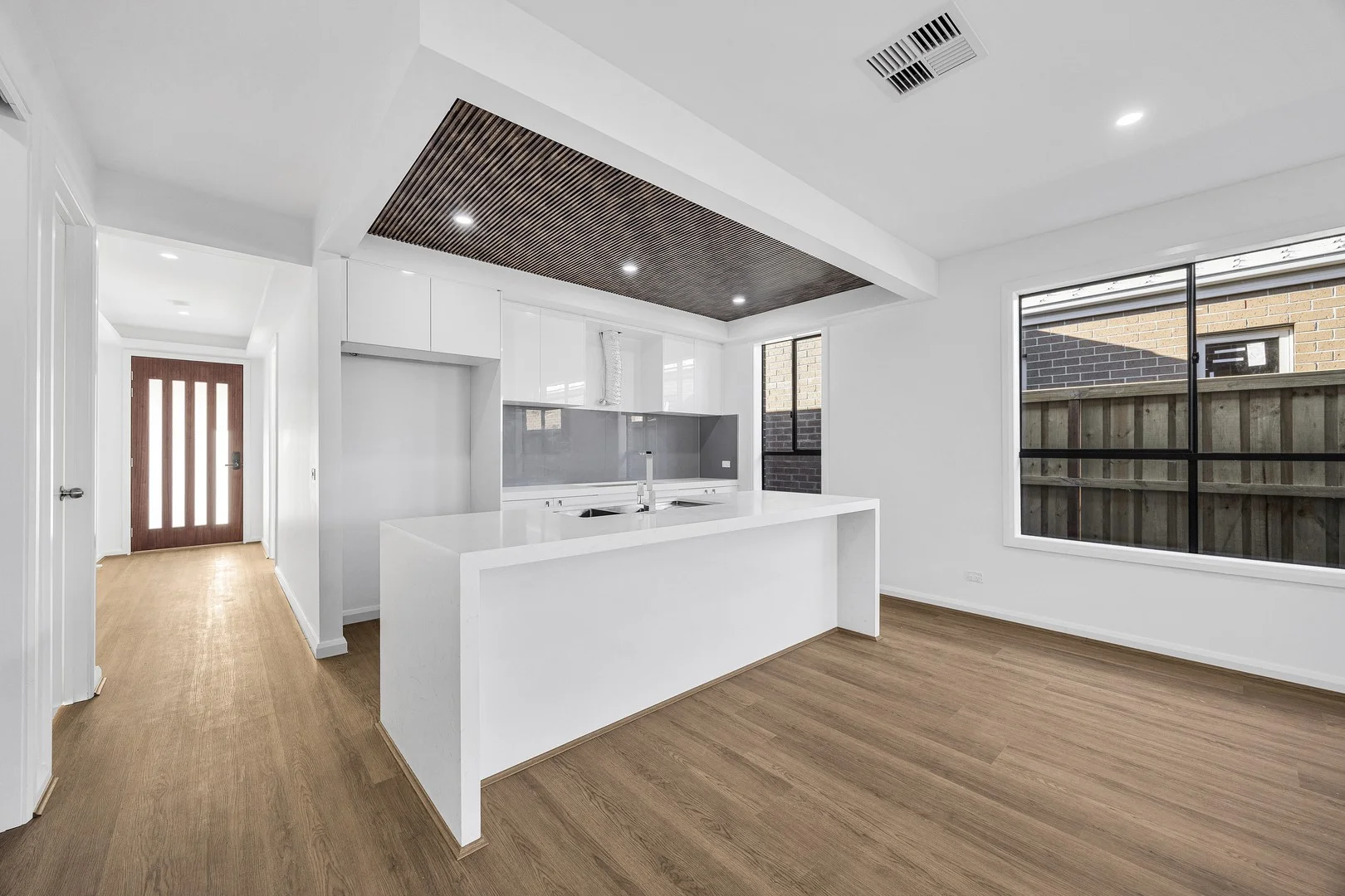 39 Whitby Cct, Fraser Rise VIC 3336