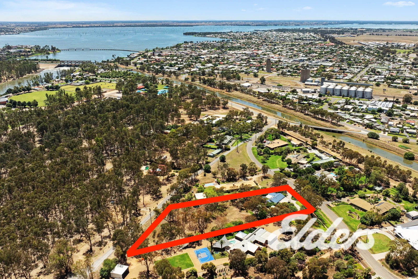 Additional image 2 of 10 Somerset Drive, Yarrawonga VIC 3730