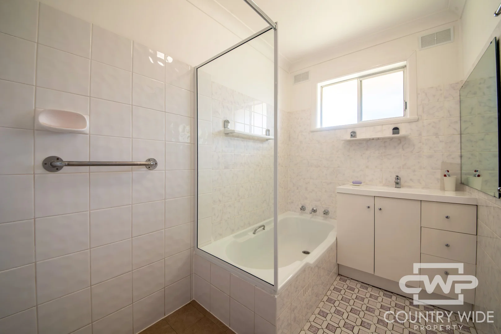 Additional image 7 of 4 Digby Street, Glen Innes NSW 2370