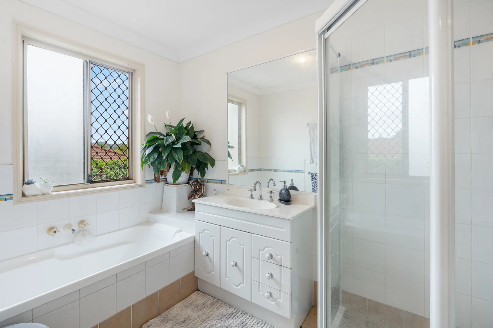 Additional image 10 of 88 Casuarina Drive, Elanora QLD 4221