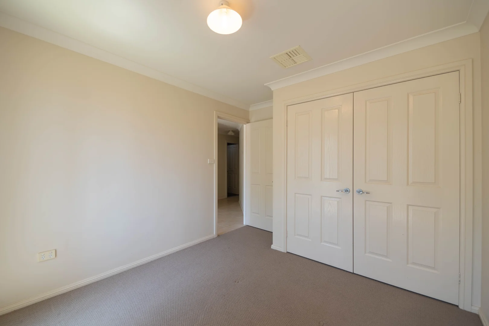 Additional image 6 of 2/4 Parkes Street, Forbes NSW 2871