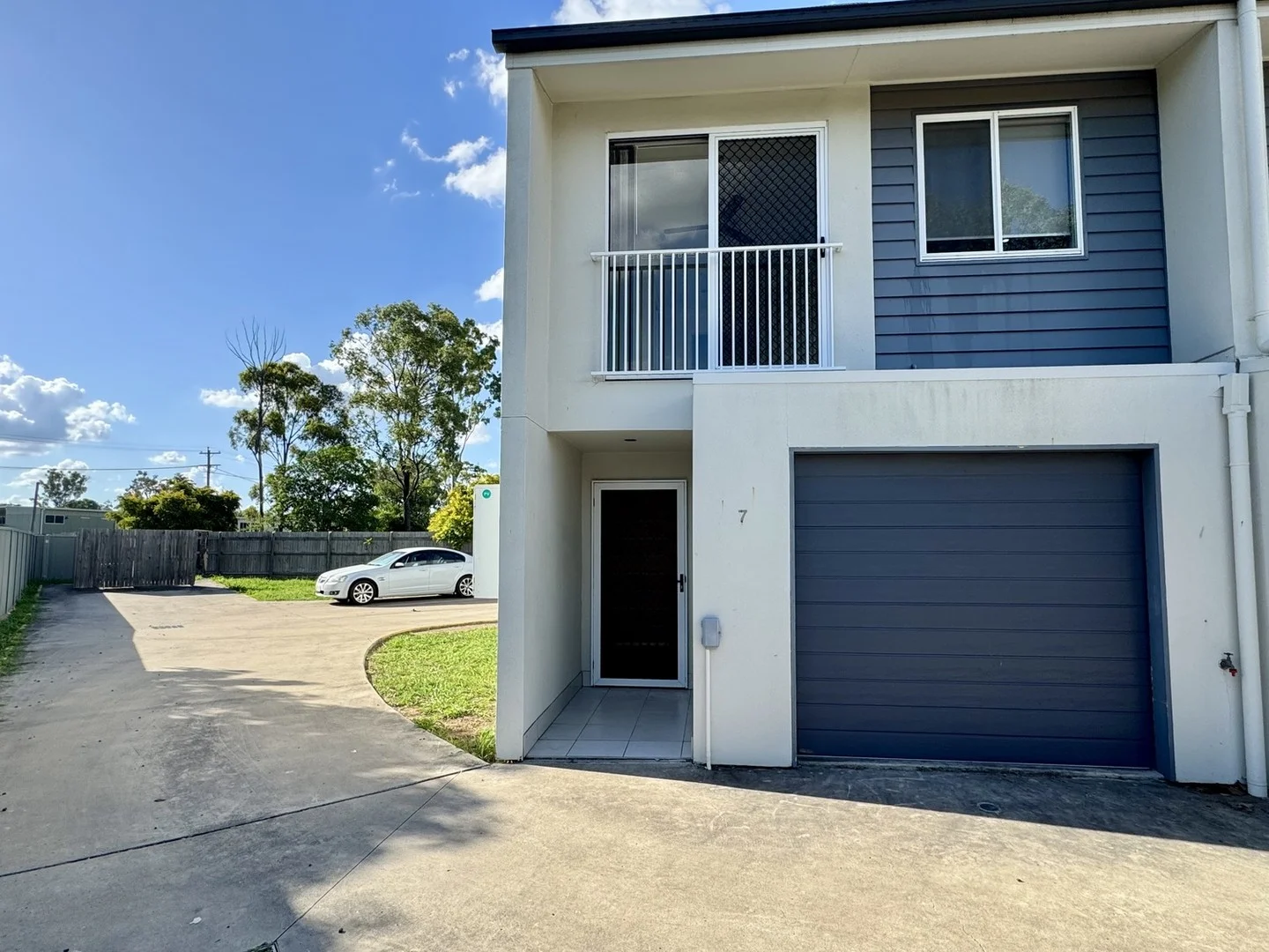 7/10 MENZIES Court, Moranbah QLD 4744