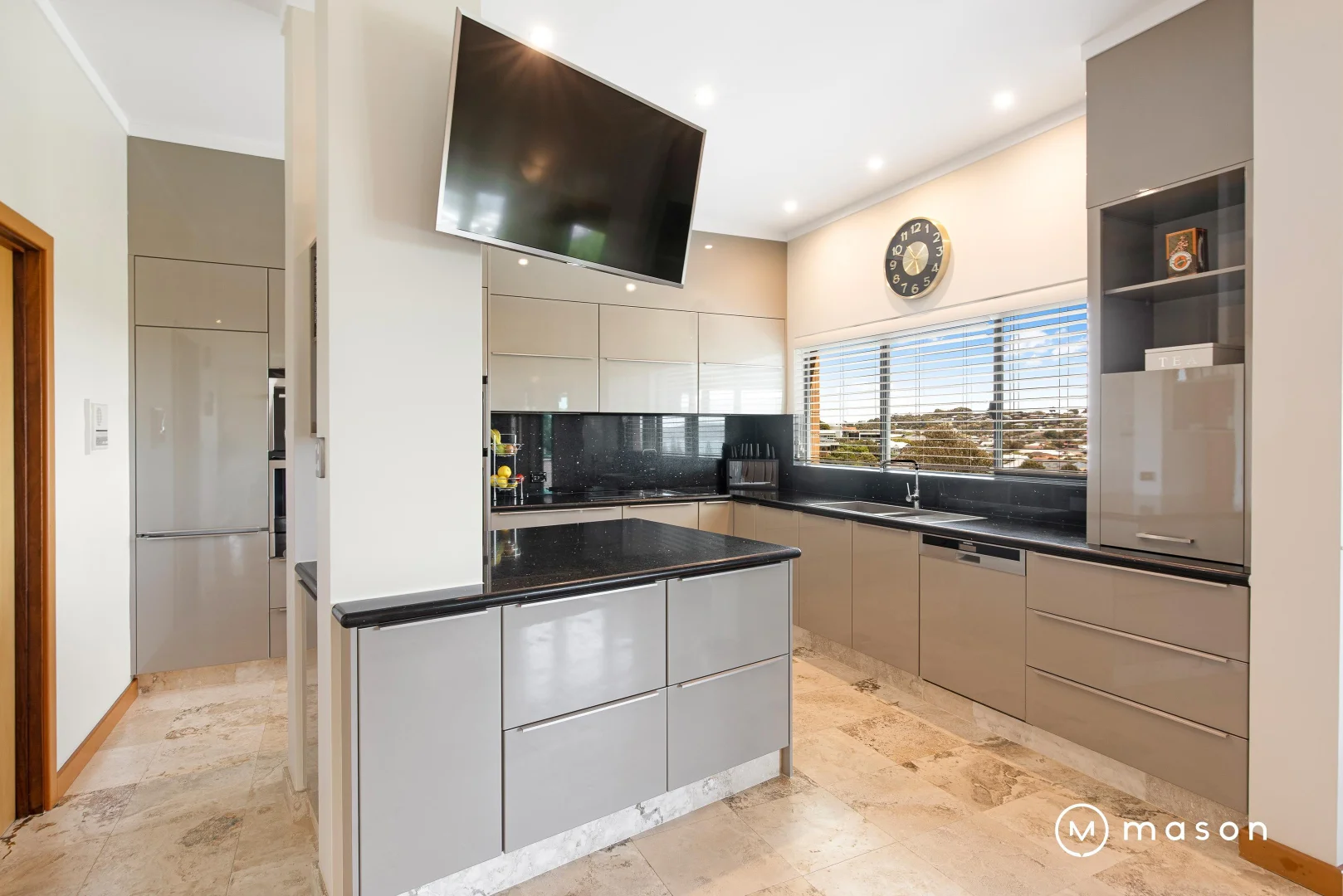 Additional image 11 of 13a Wylie Crescent, Middleton Beach WA 6330