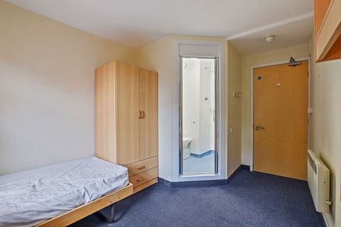 Deans Court, St Georges Road, Bristol BS1