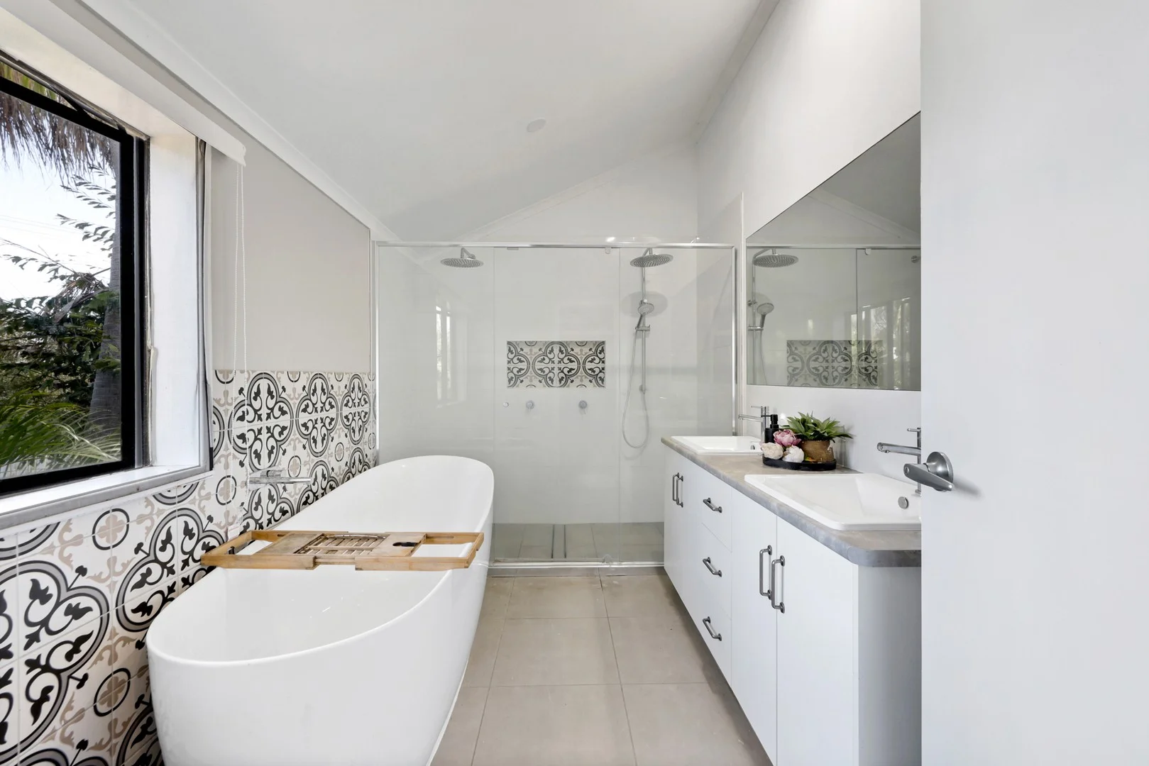 19 Sandpiper Court, Slade Point QLD 4740