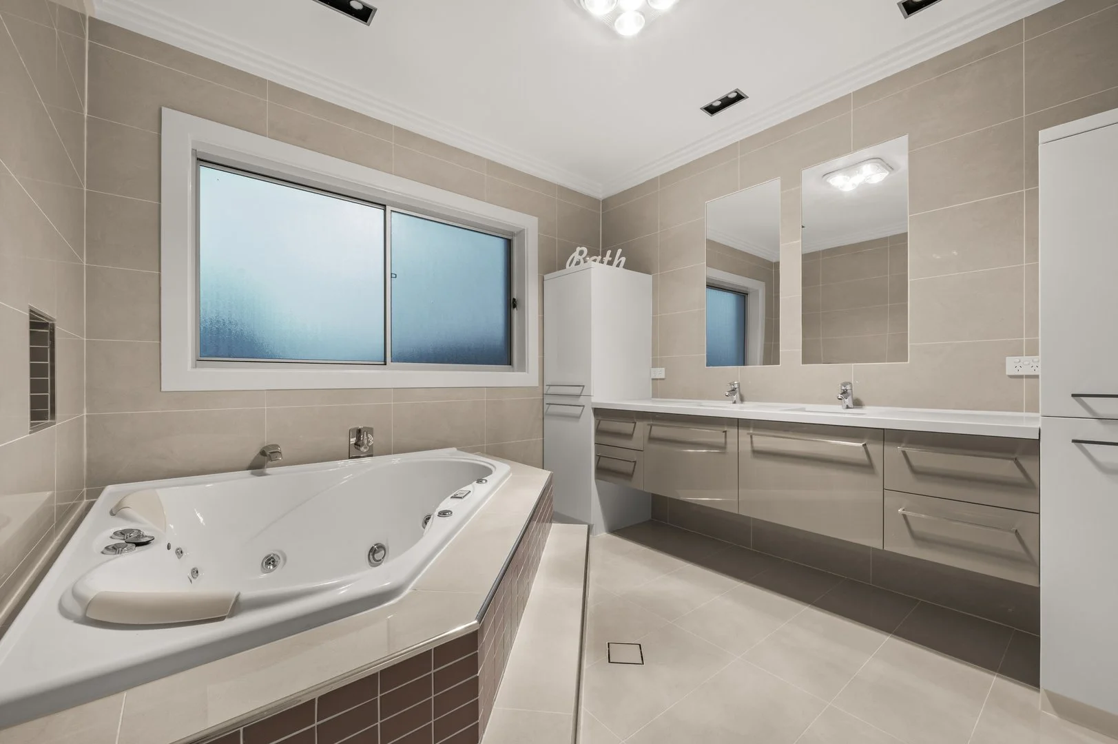 Additional image 26 of 35 Ballantyne Crescent, Franklin ACT 2913