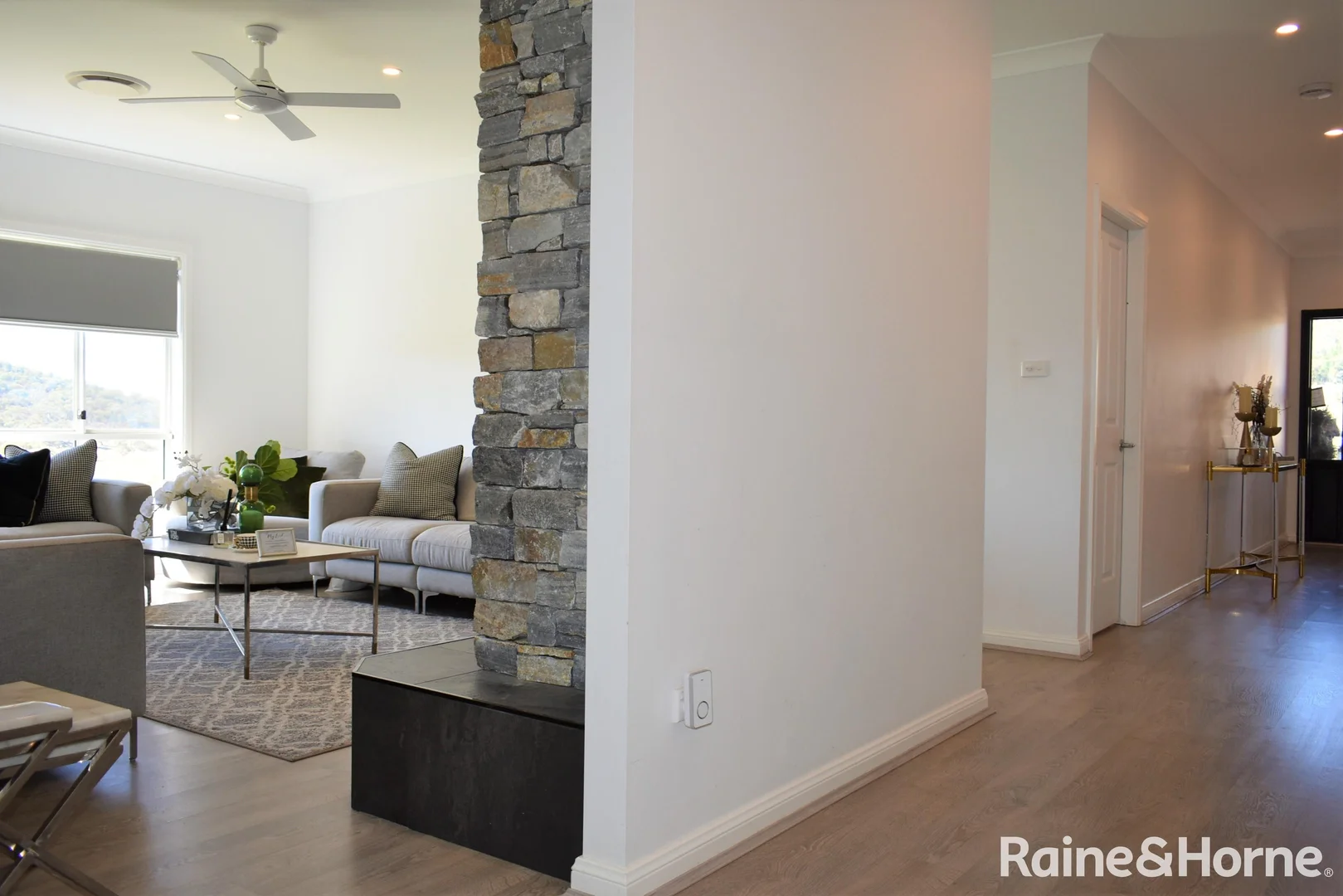 Additional image 5 of 127 Dananbilla Drive, Young NSW 2594