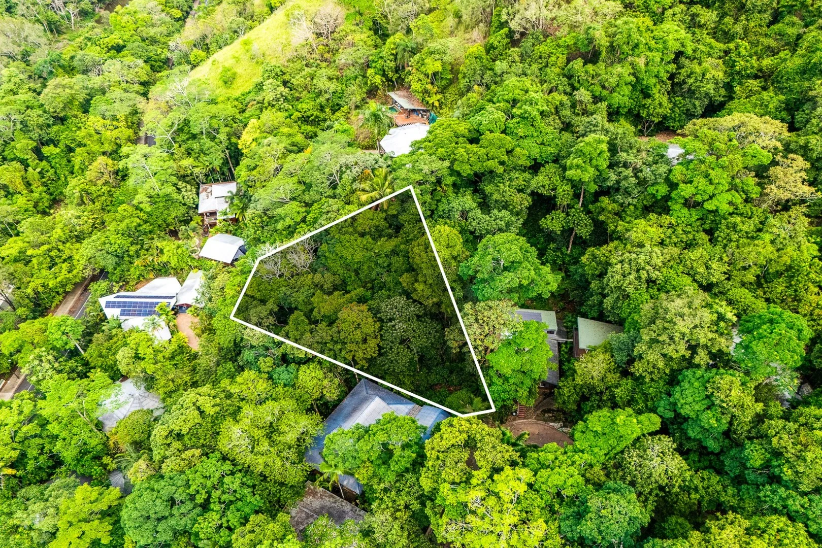 14 Jagera Close, Kamerunga QLD 4870