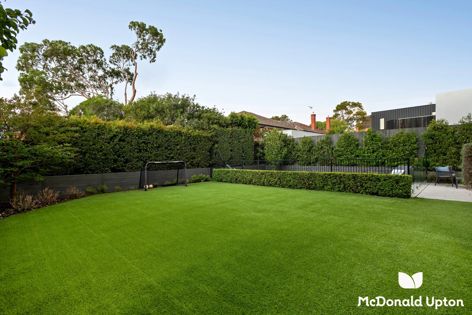 Additional image 17 of 122 Woodland Street, Strathmore VIC 3041