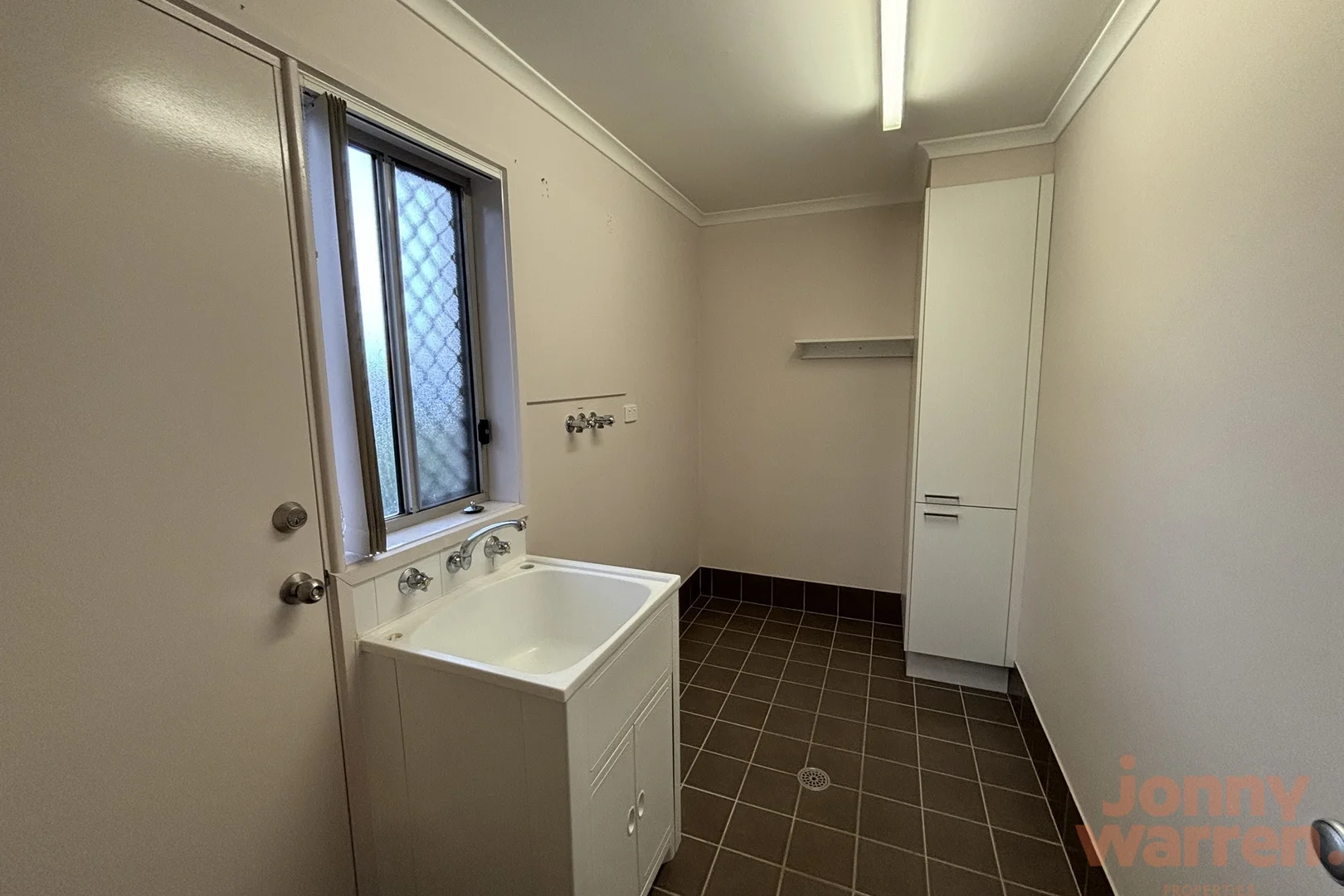 Additional image 16 of Conder ACT 2906