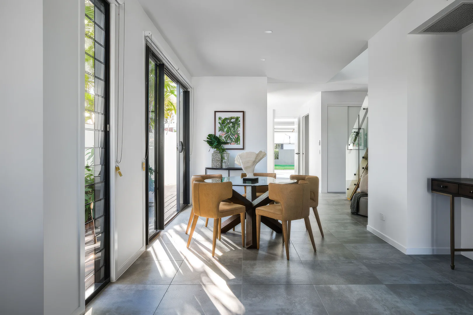 Additional image 6 of 2/11 Beverley Crescent, Broadbeach Waters QLD 4218