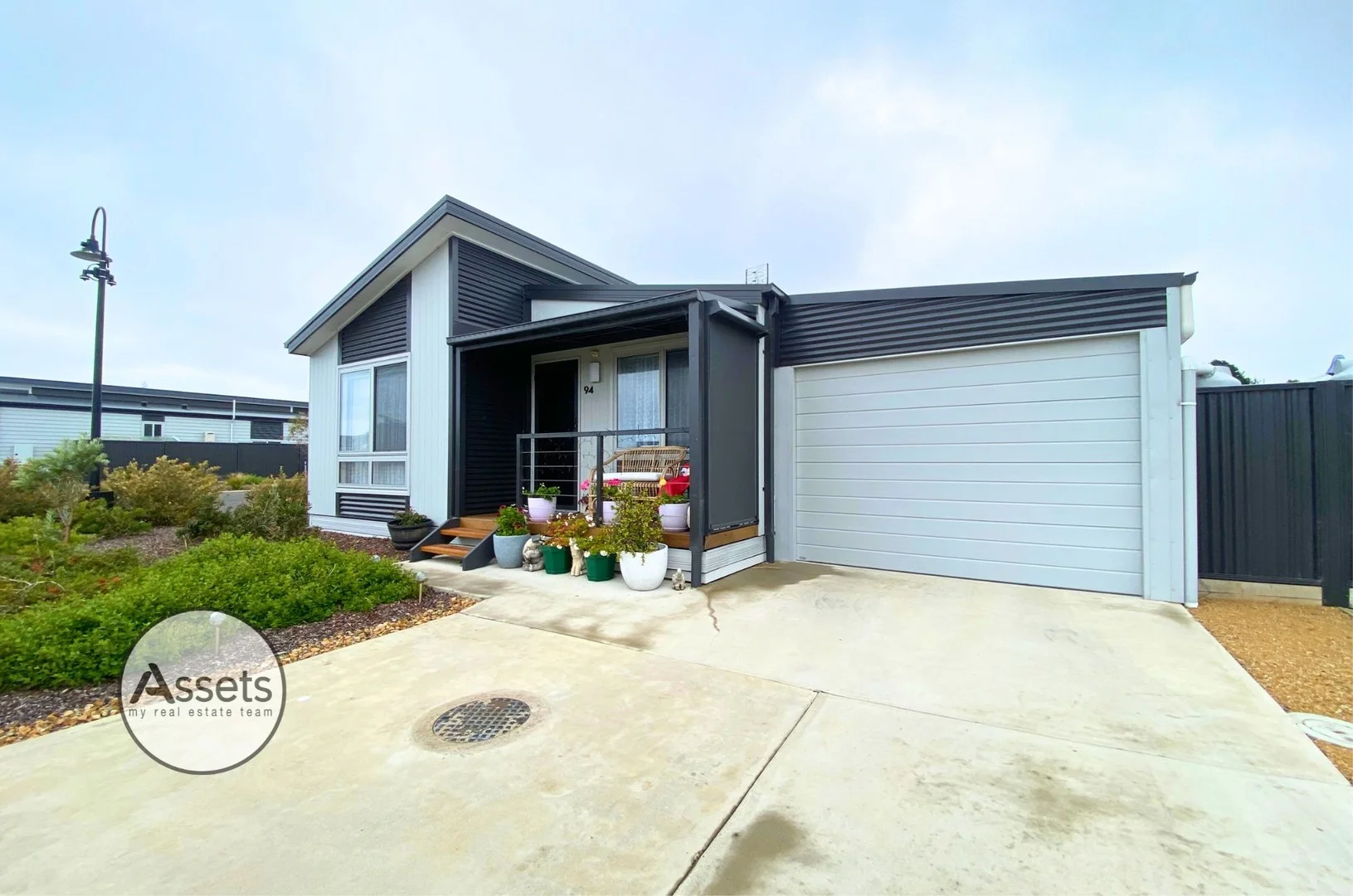 94/120 Derril Road, Portland VIC 3305