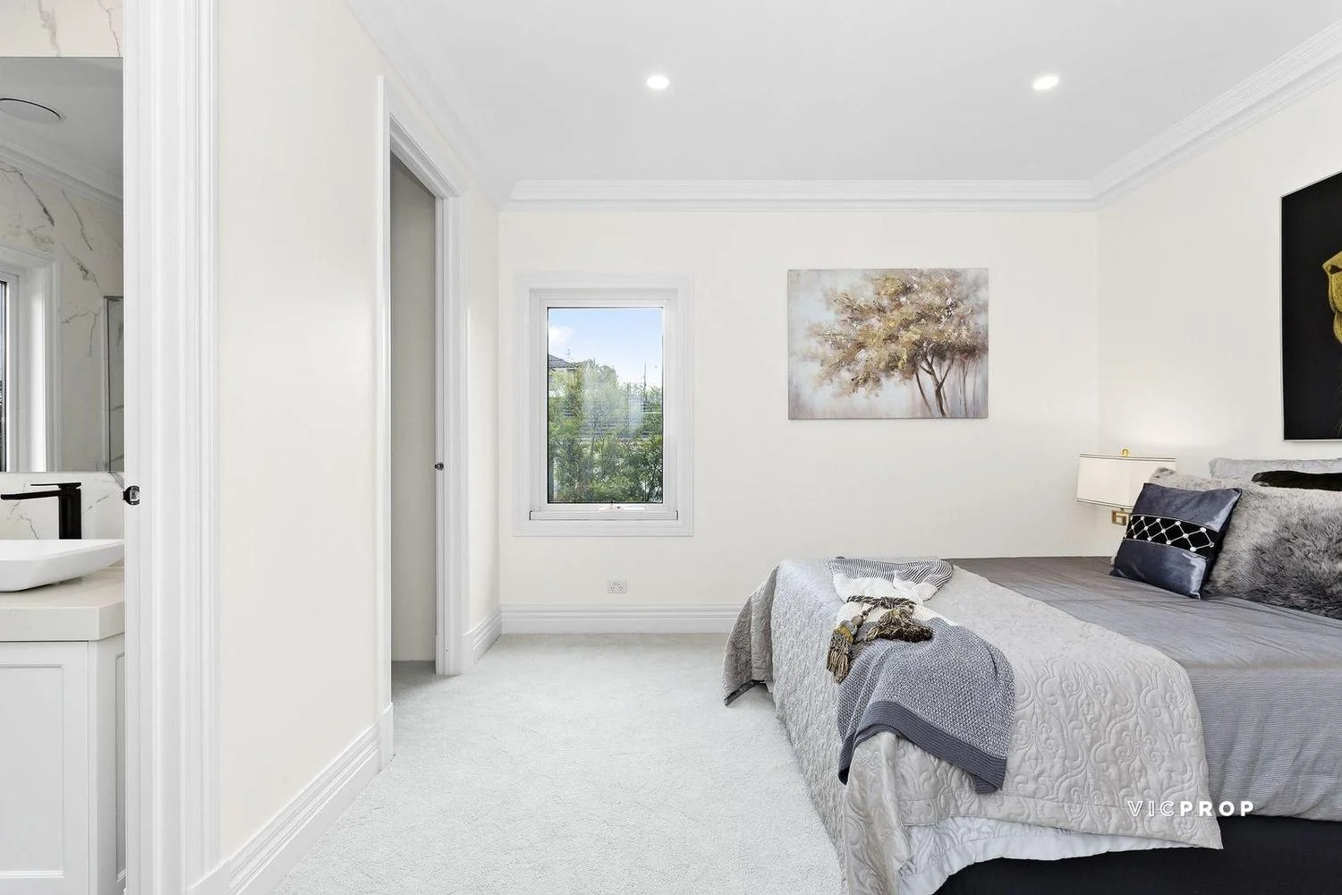 Additional image 9 of 2/37 Glencairn Avenue, Camberwell VIC 3124