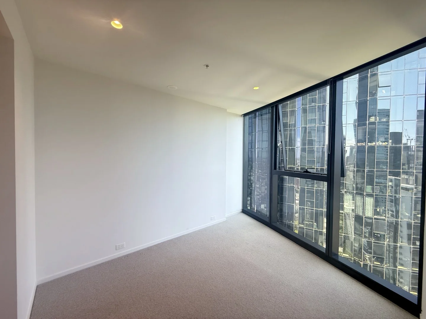 18 Hoff Blvd, Southbank VIC 3006