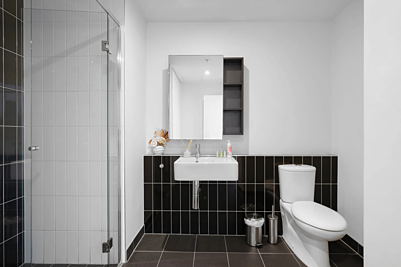 Additional image 10 of 910/55 Merchant Street, Docklands VIC 3008