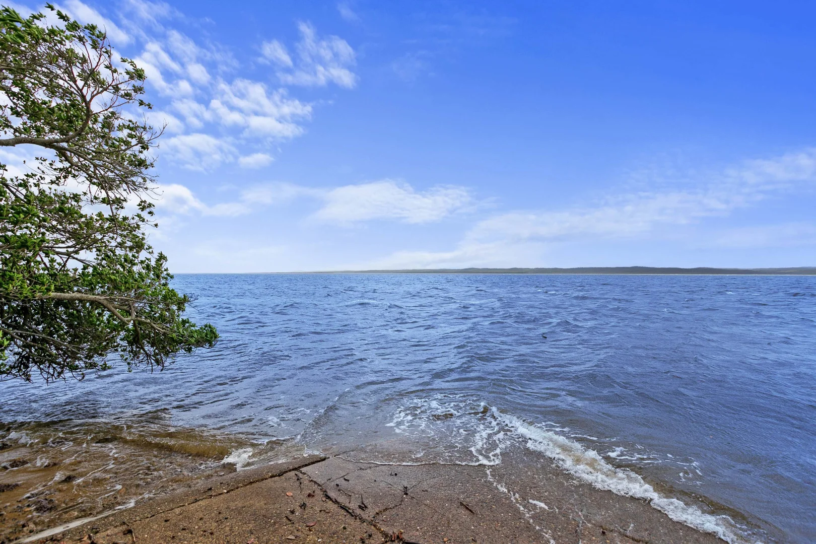 Additional image 12 of 4 Esplanade, Boonooroo QLD 4650