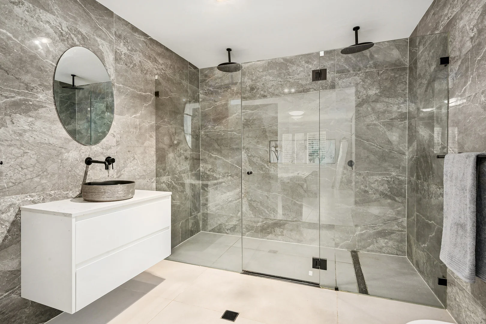 Additional image 10 of 25 Ayres Crescent, Georges Hall NSW 2198