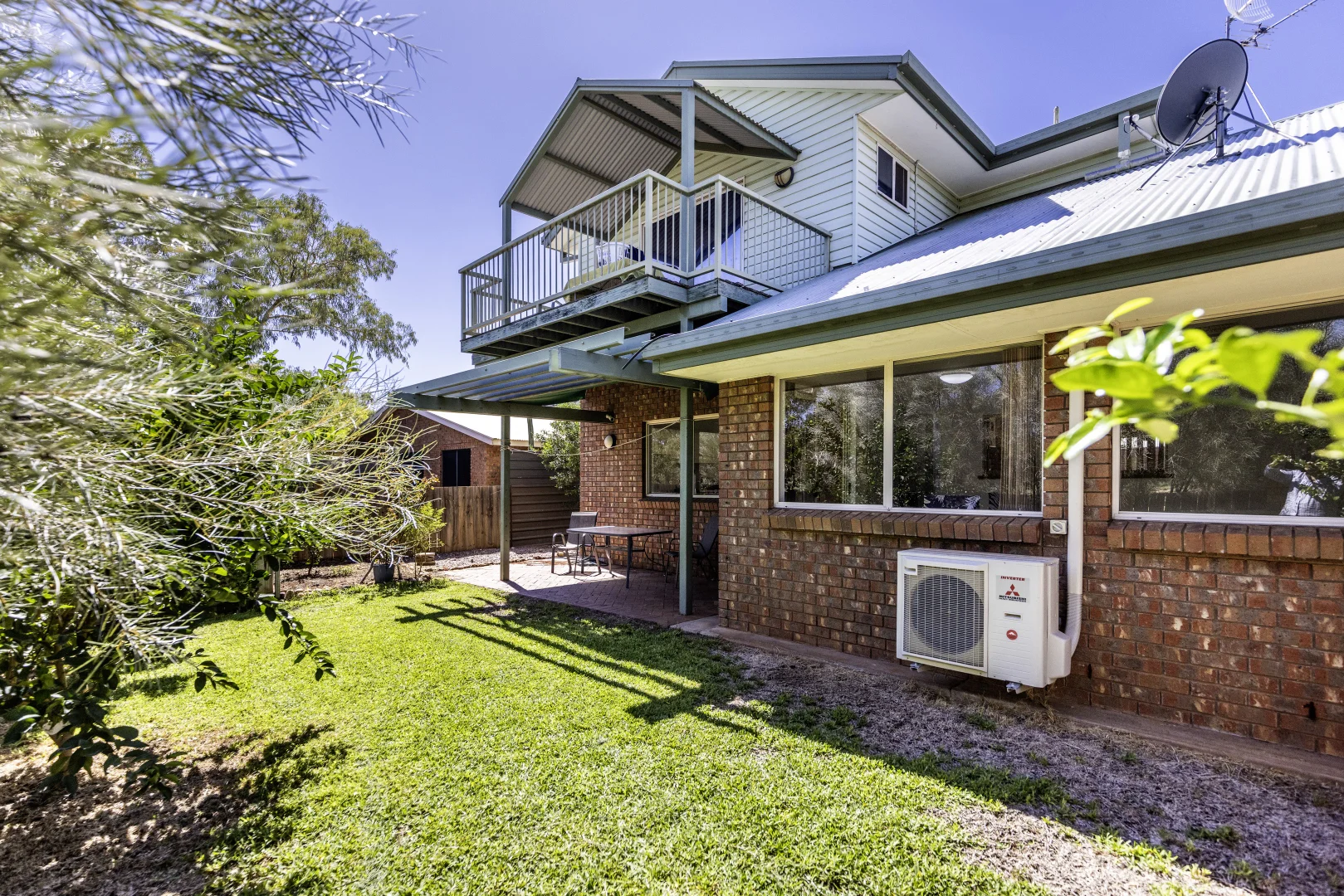 Additional image 2 of 3/2 Caterpillar Court, Desert Springs NT 0870